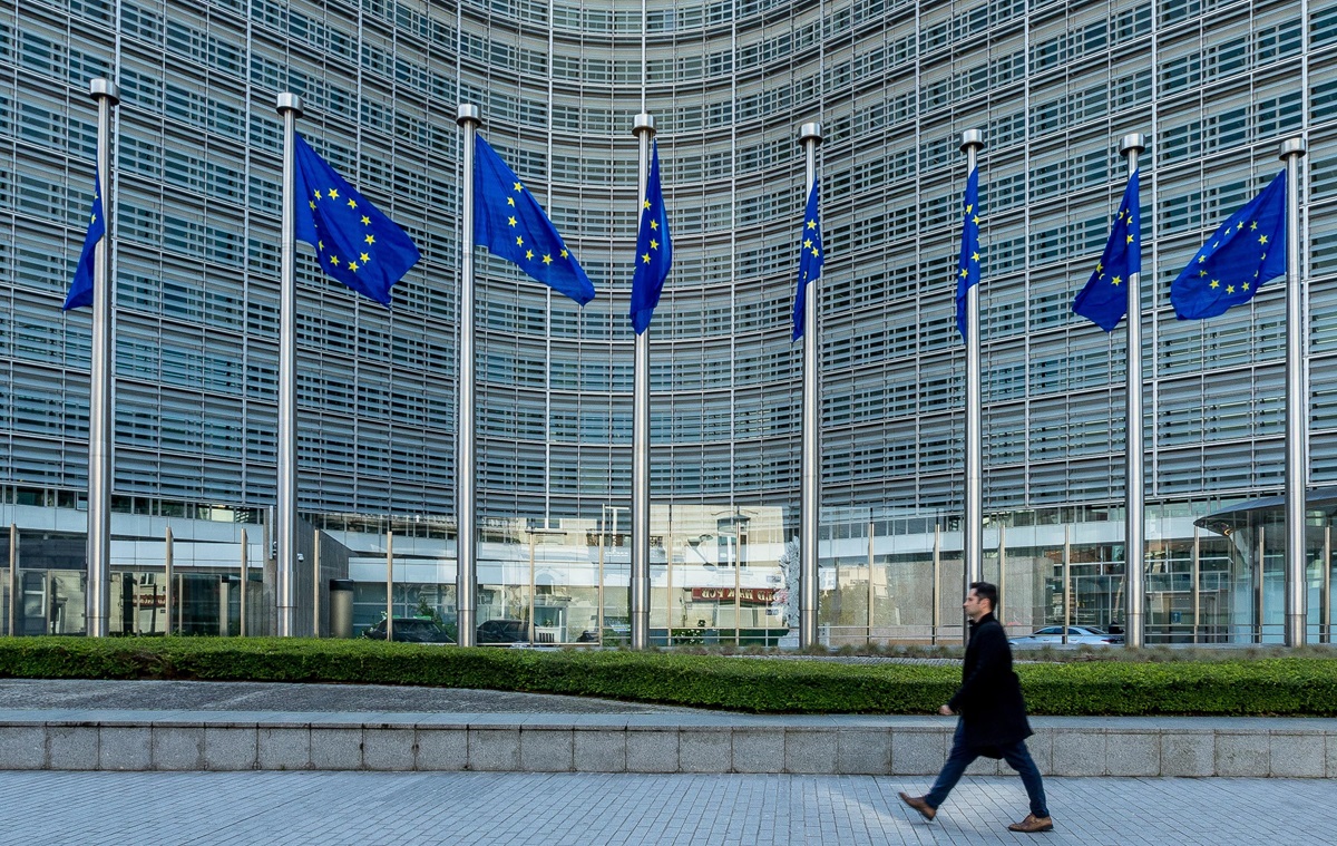 ЄК передала Раді список законів, що дозволять Києву отримати фіндопомогу