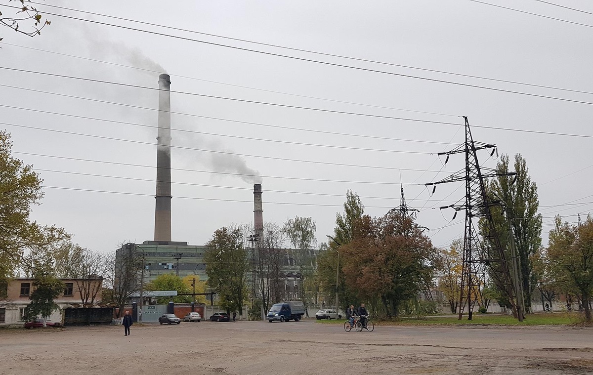 Чернігівська ТЕЦ зупинилась через атаки “шахедів”