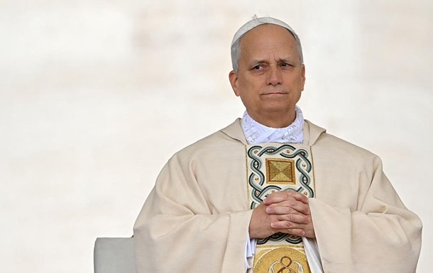 Папа Римський засудив “жменьку тиранів, які спустошують світ”