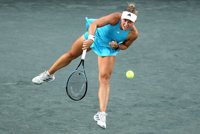 Стародубцева перший фінал WTA 500 програла